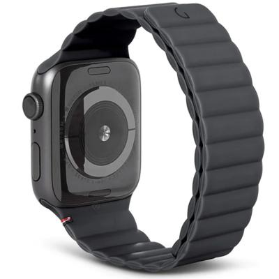 DECODED  Silicone Magnetic Traction Strap Lite Apple Watch Series 1-9 / SE - 38/40/41 mm - Charcoal