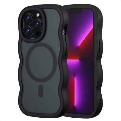 SELENCIA  Coque arri&egrave;re Wavy avec MagSafe Apple iPhone 13 Pro - Noir