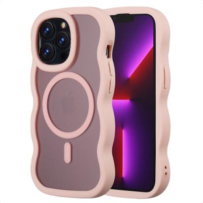 SELENCIA  Coque arri&egrave;re Wavy avec MagSafe Apple iPhone 13 Pro - Soft Pink