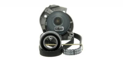 SKF Pompe &agrave; eau + kit de courroie de distribution  VKMC 02210-2