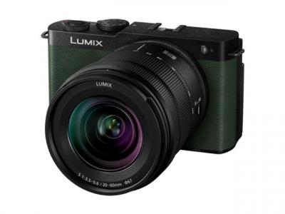 PANASONIC Appareil photo hybride  Lumix S9 Vert + Optique 20-60mm f/3.5-22 