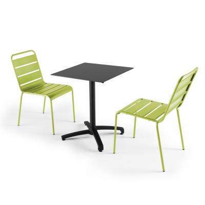  Ensemble table de jardin statifi&eacute; noir et 2 chaises vert