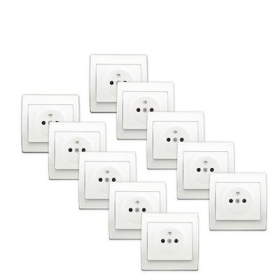 SIEMENS  - LOT 10 Prises 2P+T Blanc Delta Iris + Plaques Basic Blanc