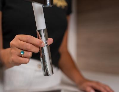 VIZIO  Mitigeur &eacute;vier robinet cuisine douchette &eacute;tirable 2 jets design &eacute;l&eacute;gant chrom&eacute;