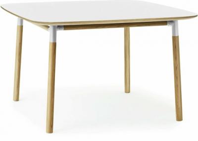 Normann Copenhagen table de Form de ch&ecirc;ne blanc