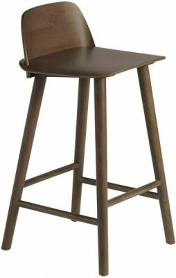 Tabouret de bar 65 cm en ch&ecirc;ne fonc&eacute; Nerd - Muuto