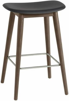 Tabouret de bar 65cm noir pi&eacute;tement en ch&ecirc;ne marron Fiber - Muuto