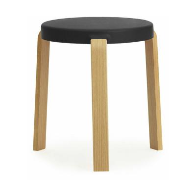 Tabouret en ch&ecirc;ne noir TAP noir - Normann Copenhagen