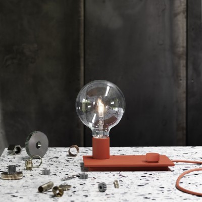 MUUTO Lampe &agrave; poser &agrave; intensit&eacute; variable rouge Control - 