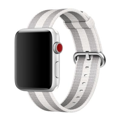 APPLE  - Bracelet en Nylon tiss&eacute;  Watch 38mm / 40mm / 41mm - Blanc / Gris 
