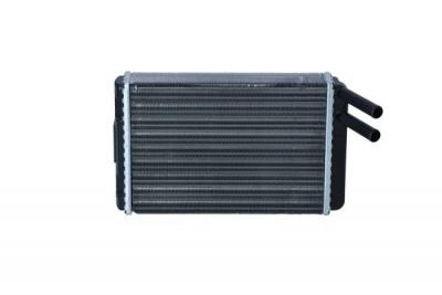 NRF  Radiateur de chauffage 58149 VOLVO 940