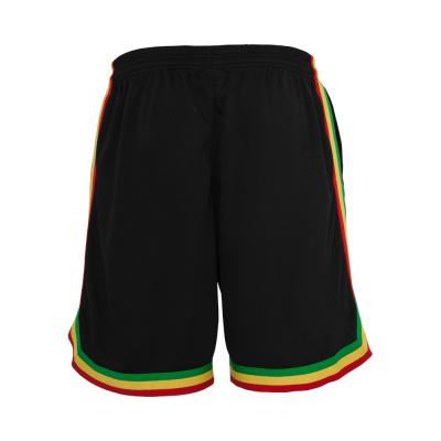 URBAN CLASSICS Short de  - Short Stripes Mesh - S &agrave; 3XL - pour Homme - noir/rouge