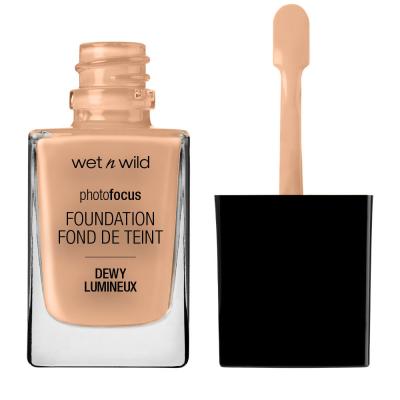 WET N WILD  Fond de teint Dewy Photo Focus Classic Beige