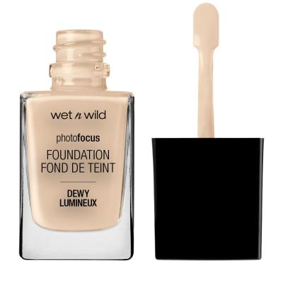 WET N WILD  Fond de teint Dewy Photo Focus Ivoire doux