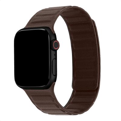 ACCEZZ  Bracelet en cuir v&eacute;ritable magn&eacute;tique Apple Watch  38/40/41/42 mm - Chocolate Brown