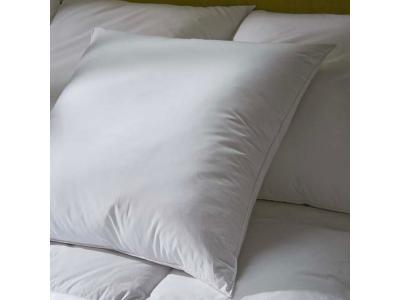 BELLECOUR  LITERIE Oreiller 60x60 cm LUXOTEL Fibres creuses Moelleux