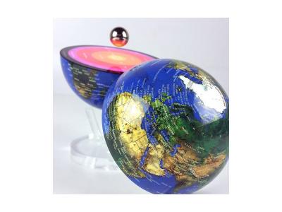 MAGNETICLAND Coreglobe, le premier globe lumineux electromagn&eacute;tique 2 en 1 - bleu