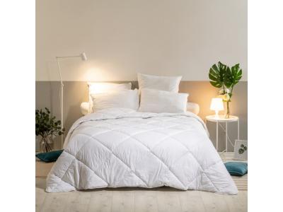 BLEU CALIN  couette lavable &agrave; 95&deg;c 220x240cm