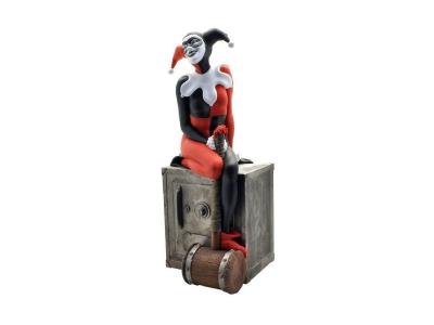 PLASTOY Tirelire DC Comics Harley Quinn sur Coffre-Fort 