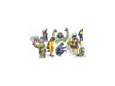 ITALERI Figurines Militaires : Pilotes Et M&eacute;caniciens Otan