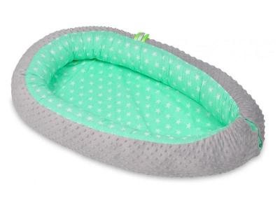  Gigoteuse cocon etoiles blanches sur fond bleu menthe  gris