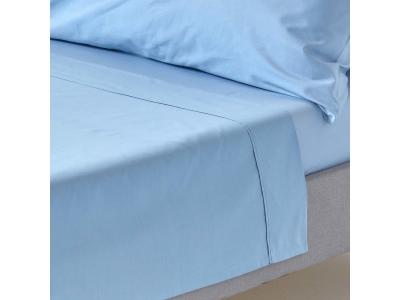 HOMESCAPES Drap plat uni 100 % coton &eacute;gyptien 200 fils bleu 240 x 300 cm