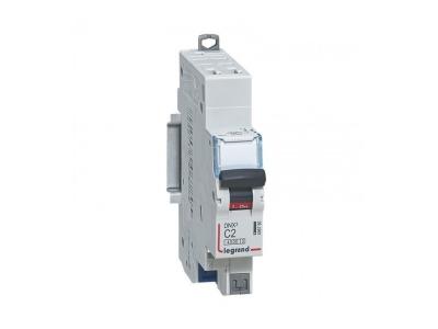 LEGRAND Disjoncteur Phase + Neutre - 2A - bornes automatiques - 1 module