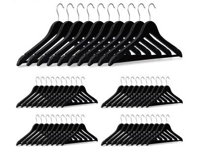 HELLOSHOP26 Lot de de 50 cintres avec encoches en bois noir 13_0002505_2 