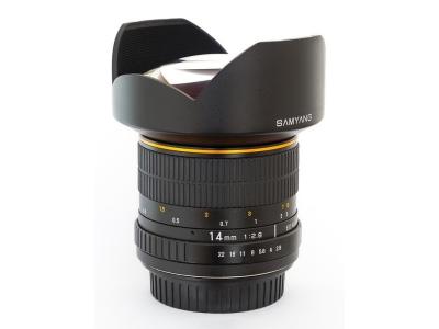 SAMYANG Objectif Reflex  14mm f/2,8 IF ED UMC Noir pour Pentax 