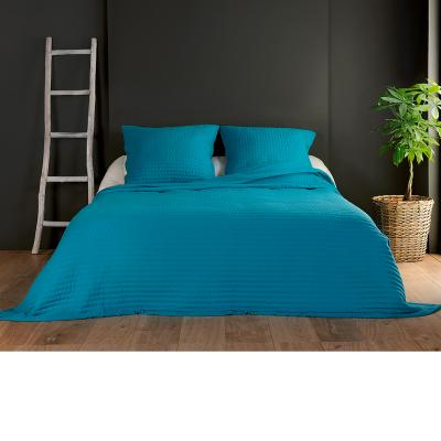 LINDER Couvre lit et taies unis matelass&eacute;s Bleu 230 x 250 cm