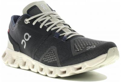 ON RUNNING  Cloud X - Noir - Chaussures Running Femme taille 36.5