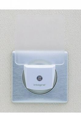 INTEGRAL  LED Veilleuse Auto Sensor avec D&eacute;tecteur de Lumi&egrave;re &agrave; Capteur Automatique