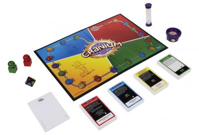 HASBRO  - Jeu Cranium - jeu de soci&eacute;t&eacute;, jeu de soci&eacute;t&eacute;