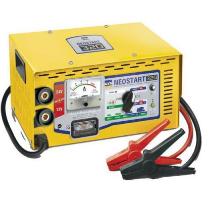 GYS Chargeur d&eacute;marreur traditionnel 12-24V 1200W NEOSTART 320